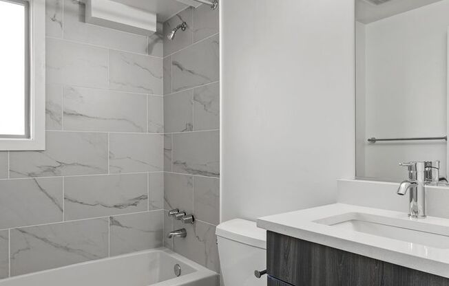 3 beds, 1 bath, 779 sqft, $2,545, Unit 5940-203