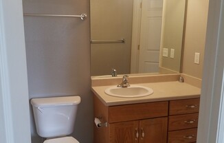 2 beds, 1 bath, $995, Unit #216