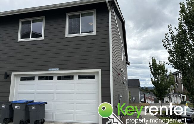 4 beds, 2.5 baths, 2,028 sqft, $2,700