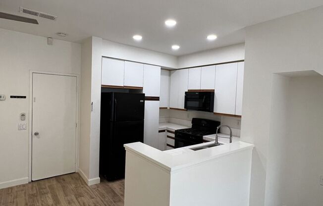 Cabo Bahia Beauty, 2 Bedrooms, 2 Bath, 2 Car Garage!