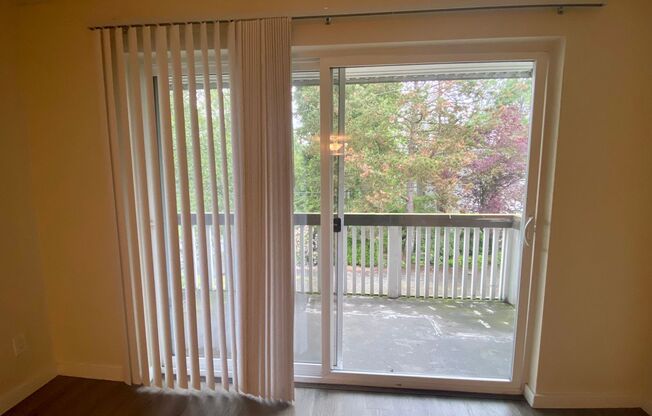 2 beds, 1 bath, 800 sqft, $2,095, Unit 306