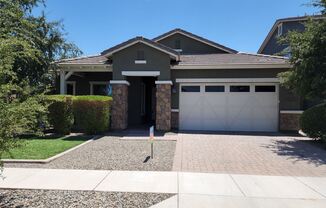 3453 E Alfalfa Dr.