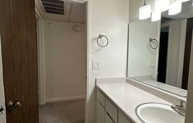 1 bed, 1 bath, $1,695, Unit 4