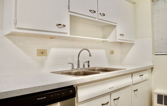 Brown Street Apartments LLC