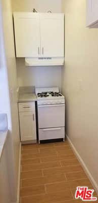 Studio, 1 bath, 300 sqft, $1,350, Unit 1818 3/4