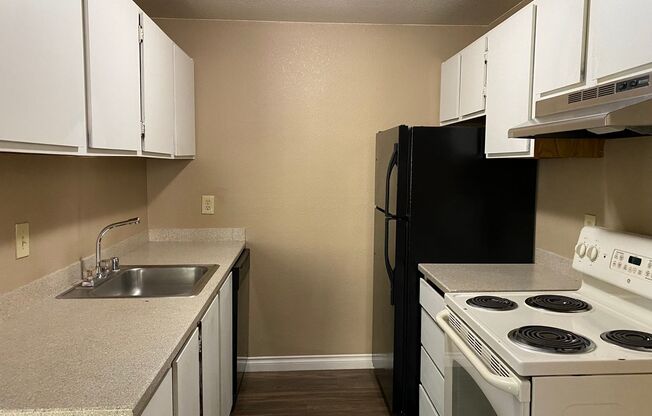3 beds, 2 baths, 643 sqft, $2,000, Unit A206