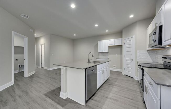 New Lago Vista Duplex