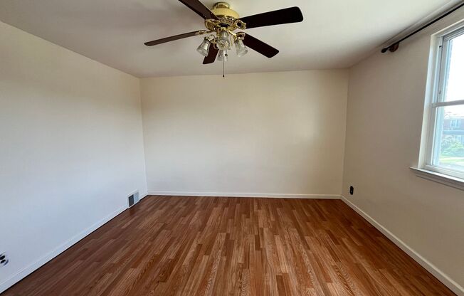 3 bedroom 1 bath house