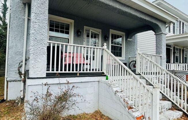 Beautifully Renovated 3bdrm/1.5bth Home Located in Richmond's North-side!