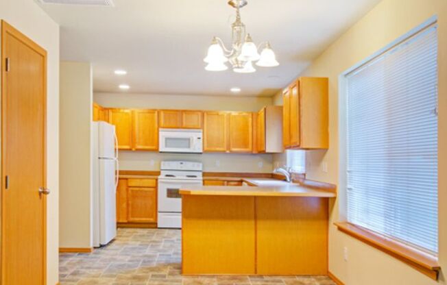 Holiday Move-In Special — Enjoy Half Off Your First Month’s Rent! Lovely 3 Bedroom Home in Coupeville!