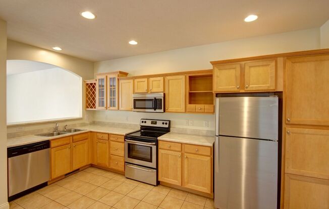 3 beds, 2 baths, 1,850 sqft, $2,275