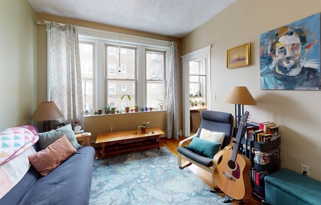 1625 COMMONWEALTH AVE