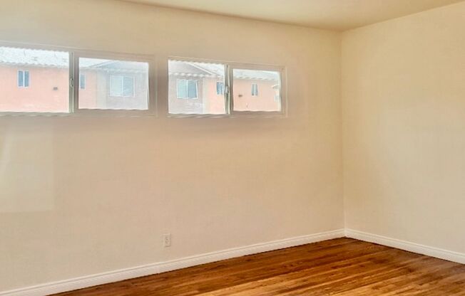 Spacious 1 Bed, 1 Bath Haven with Easy 405fwy Access – Your Ideal Home Awaits!