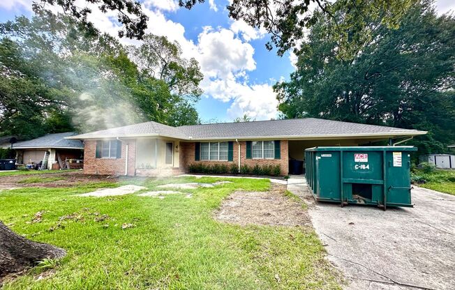 Charming 3-Bedroom, 2-Bathroom, 2,200 Sq. Ft. Home in Broadmoor Subdivision