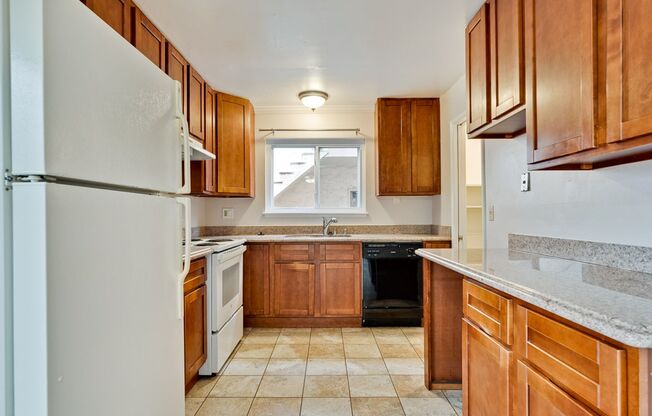 3 beds, 2.5 baths, $3,795, Unit Unit 1