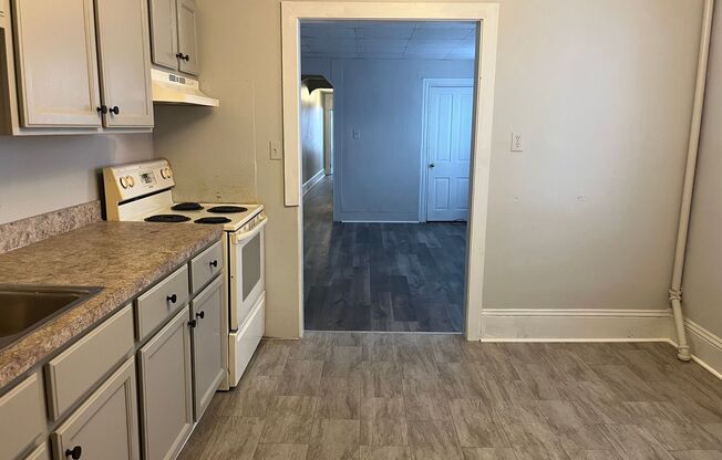 443 W. Orange St.
