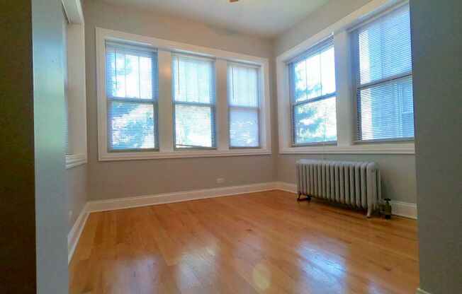 4871 Washtenaw
