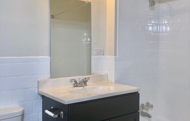3 beds, 1 bath, 1,225 sqft, $2,299, Unit 1301-43