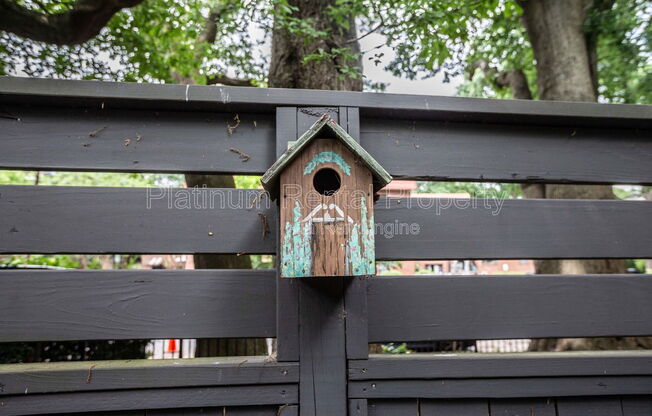 1 bed, 1 bath, 550 sqft, $1,000, Unit 6