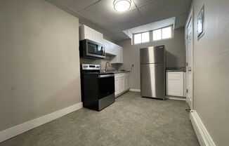 1 bed, 1 bath, 700 sqft, $760, Unit 05