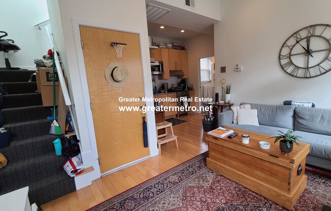 6 FOSTER ST