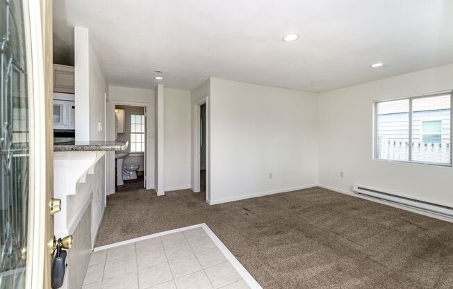 2 beds, 1 bath, $1,950