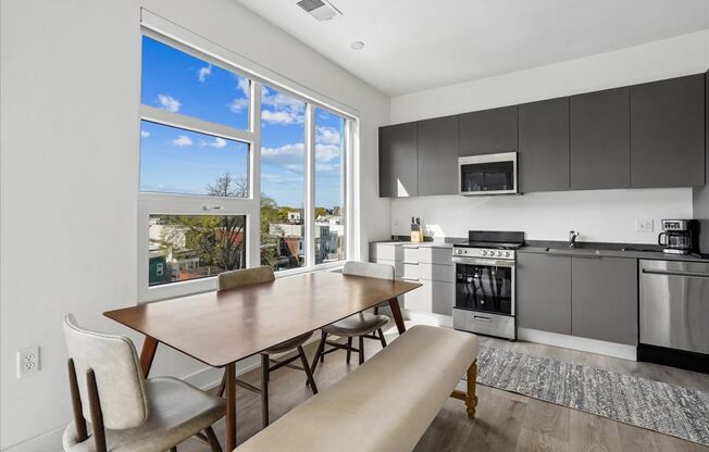 1 bed, 1.5 baths, 773 sqft, $2,649, Unit 504