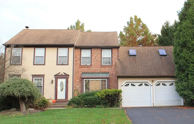 4 ANDREW LN