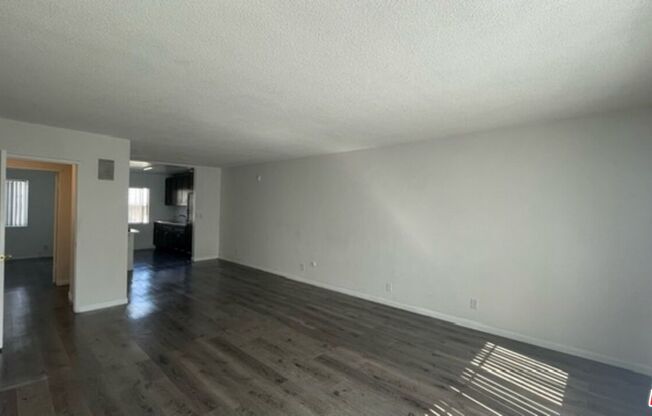 1 bed, 1 bath, 785 sqft, $1,875, Unit 7