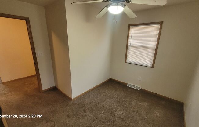 2 beds, 1.5 baths, 785 sqft, $933, Unit 2747