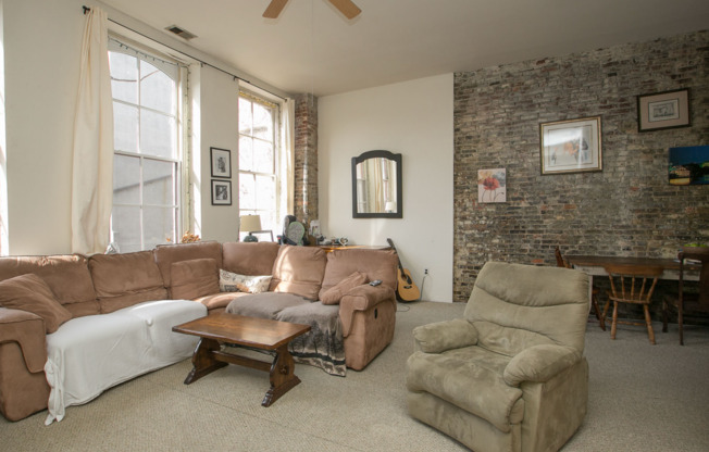 Charming Old City Apartments