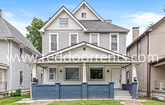 2345 Kenwood Ave