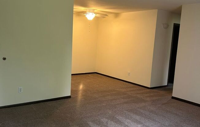 1933 - 1941 Wyoming Avenue