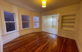 2 beds, 1 bath, $2,850, Unit 391 7th Ave