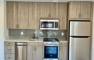 Studio, 1 bath, $2,700, Unit 329