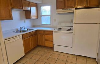 1 bed, 1 bath, $830, Unit Unit 3