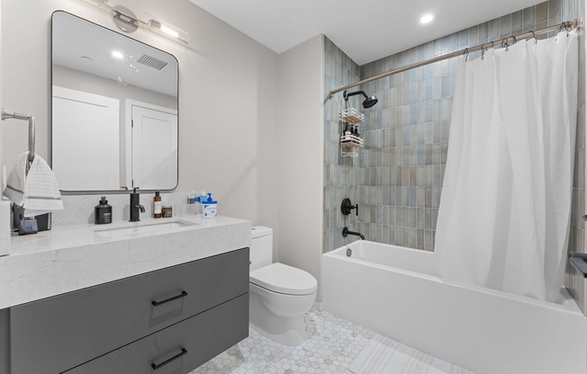 1 bed, 1 bath, 605 sqft, $2,850, Unit 415