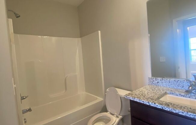 1 bed, 1 bath, 780 sqft, $795, Unit 228-111