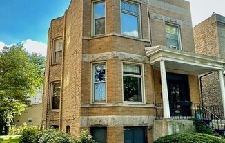 1433 W FOSTER AVE