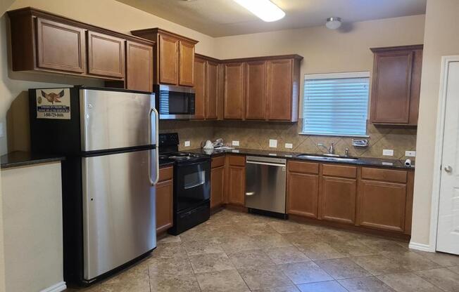 7231 SUMMER WAY