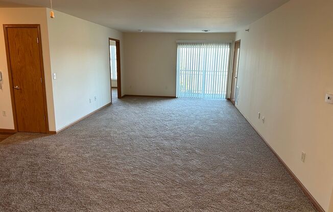 2 beds, 2 baths, 1,223 sqft, $1,660, Unit 925-200