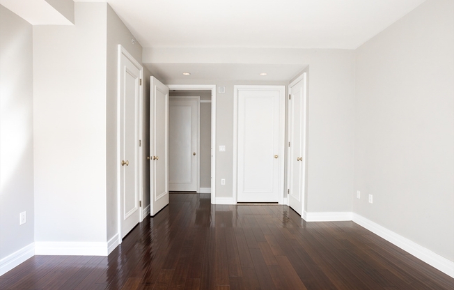 1 bed, 1.5 baths, 754 sqft, $4,700, Unit 11C