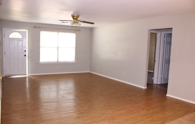 3 beds, 2 baths, $1,700