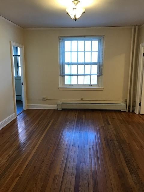 1 bed, 1 bath, 600 sqft, $1,095, Unit B-25
