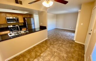 Phoenix 2 Bed 2 Bath Condo Near Airport and ASU!