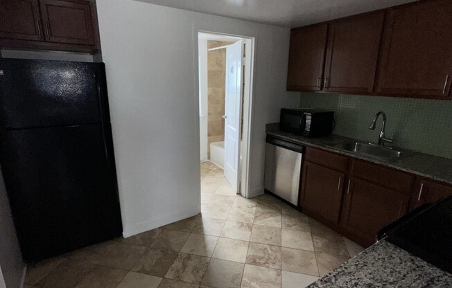 7632 N Milwaukee Ave 3B