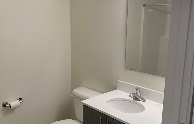 Studio, 1 bath, 249 sqft, $975, Unit 211 MFTE
