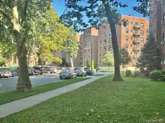 1 bed, 1 bath, 923 sqft, $2,500, Unit 4P