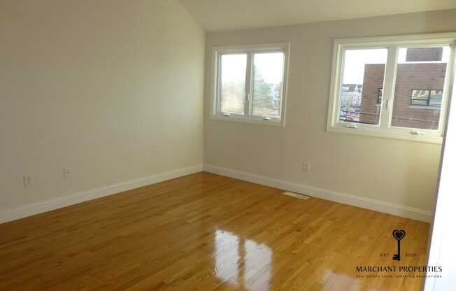 1 RAYMOND ST