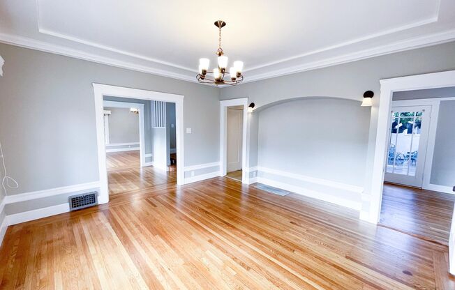 Renovated Single Family Home In The Heart Of Central Alameda